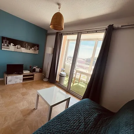 Apartman T2 Avec Piscine, Parking, Proche Des Plages *