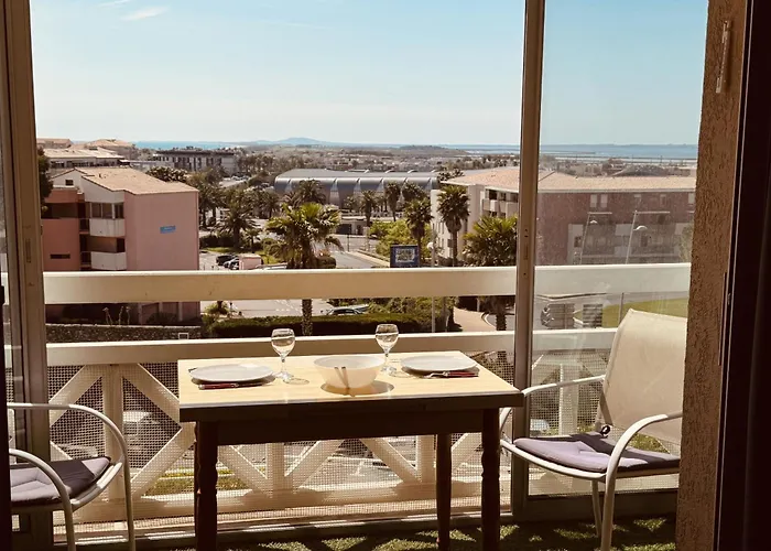 T2 Avec Piscine, Parking, Proche Des Plages