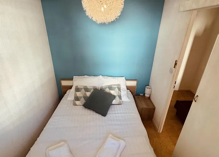 Apartman T2 Avec Piscine, Parking, Proche Des Plages